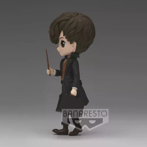 Newt Scamander Q Posket figura 14 cm A verzió