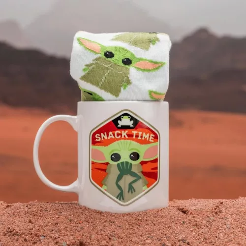 Star Wars A Mandalóri bögre és zokni ajándékszett
