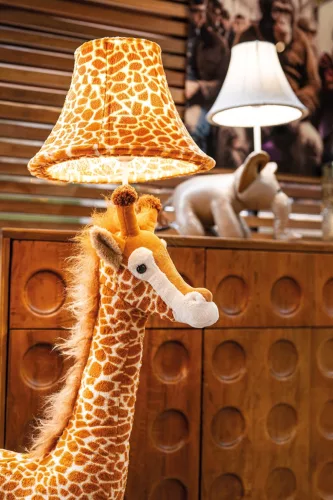 Raffi zsiráf állólámpa 126 cm Happy Lamps limitált kiadás