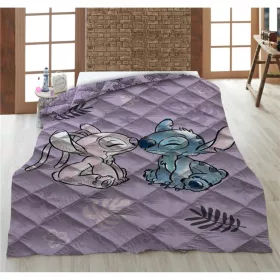   Disney Lilo és Stitch, A csillagkutya Love Story steppelt ágytakaró, paplan 140x200cm