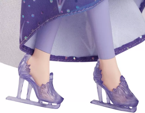 Jégvarázs Elza baba levehető ruhával és korcsolyával