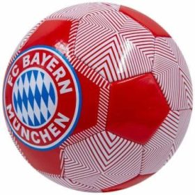 FC Bayern München: Triangles all-over focilabda