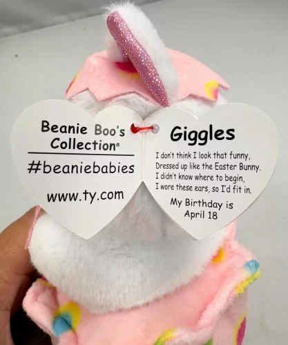 BOOS plüss figura GIGGLES, 15 cm - macska tojásban